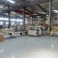 翻转侧推式装箱机的应用局限性有哪些