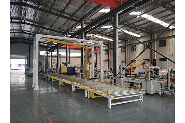 摇臂覆顶膜缠绕机